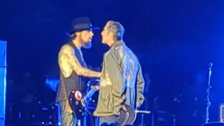 Jane's Addiction Band Members Engage in Onstage Brawl During Boston Concert Incident