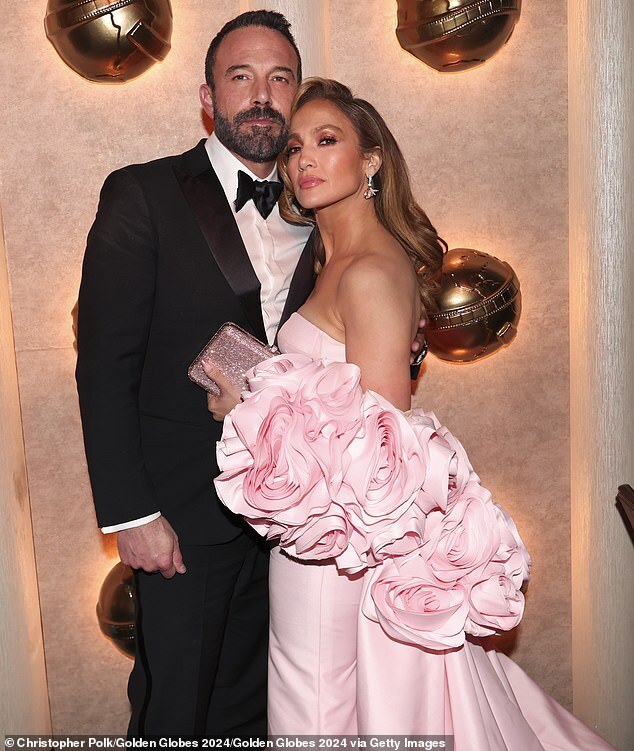 Jennifer Lopez's Bold Instagram Album Suggests Move On After Ben Affleck Divorce Filing