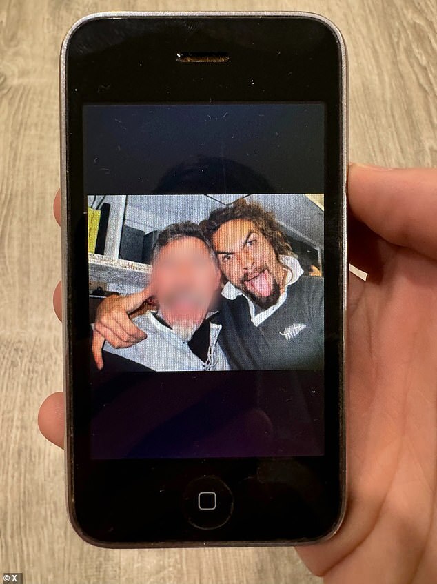 YouTuber Scott Wozniak Finds Old iPhone with Jason Momoa's Photos and Contact Details