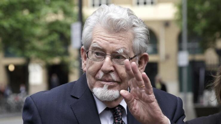 Alwen Hughes, Widow of Rolf Harris, Passes Away at 92 After Suffering a Stroke