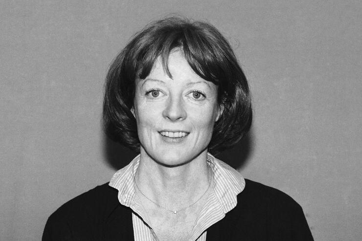 Dame Maggie Smith, Iconic Actress from Downton Abbey and Harry Potter, Passes Away at 89