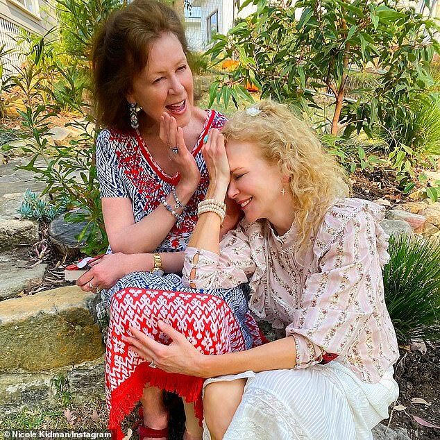 Antonia Kidman Visits Mother's Home After Janelle's Death at 83, Family Unites in Grief