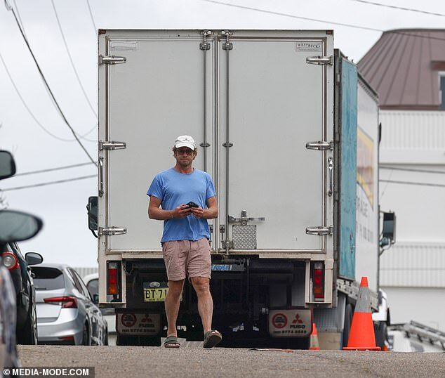 Simon Baker Packs Up $6 Million Bondi Home Amid Relocation Rumors to Northern NSW