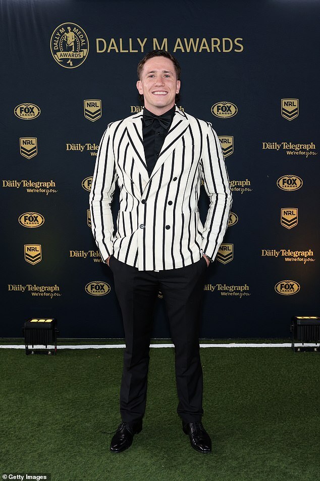 "Dally M Awards 2024: Taylor Haynes and Cooper Johns Shine in Monochrome at Sydney Ceremony"