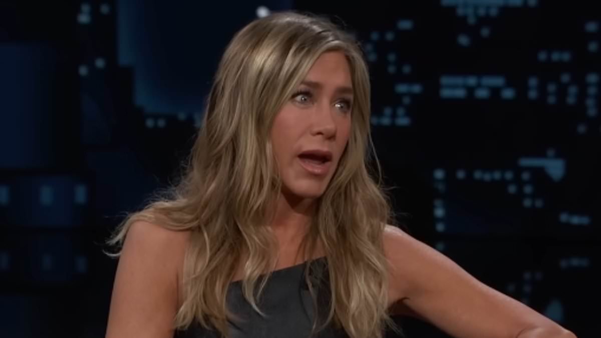 Jennifer Aniston Denies Tabloid Affair Rumors with Barack Obama as "Absolutely Untrue"