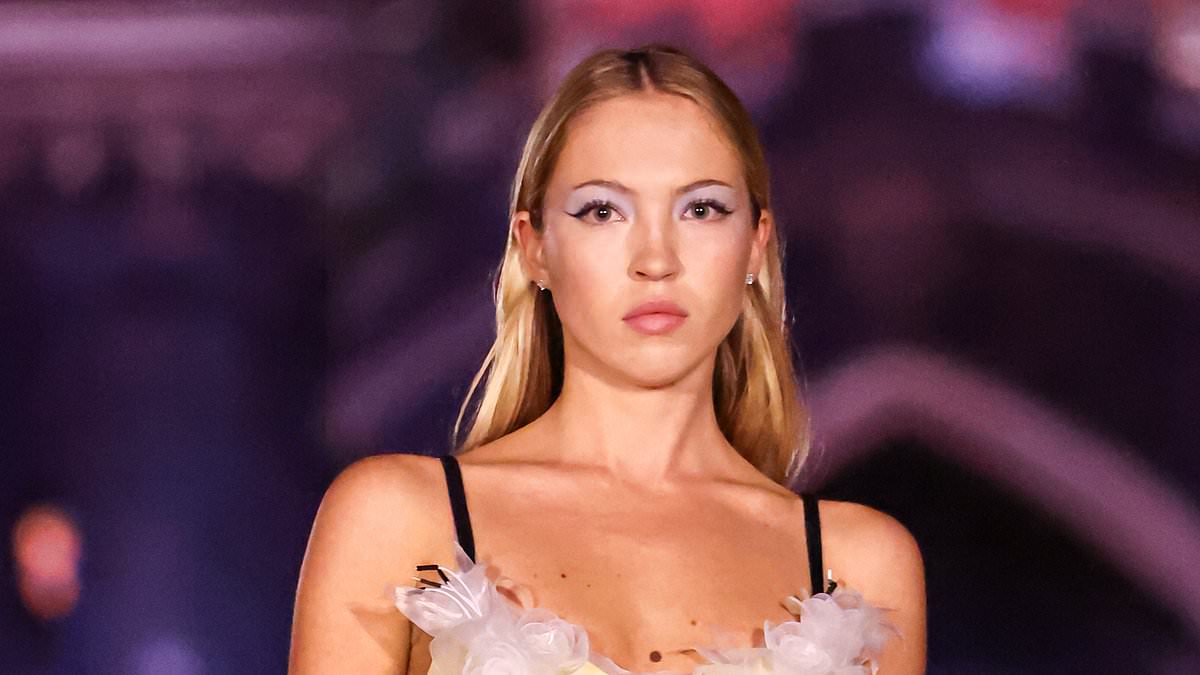 Lila Moss Dazzles in Coperni's Backless Minidress at Paris Fashion Week’s Disneyland Show