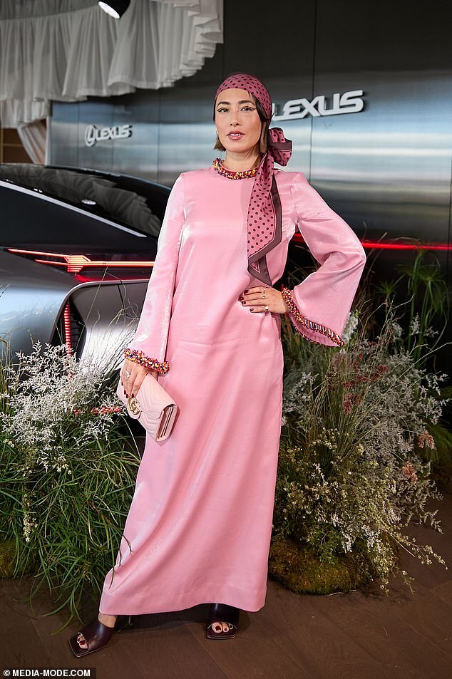 Oaks Day's Worst Dressed Celebrities: Criticism for Ill-Fitting Gowns and Awkward Styles