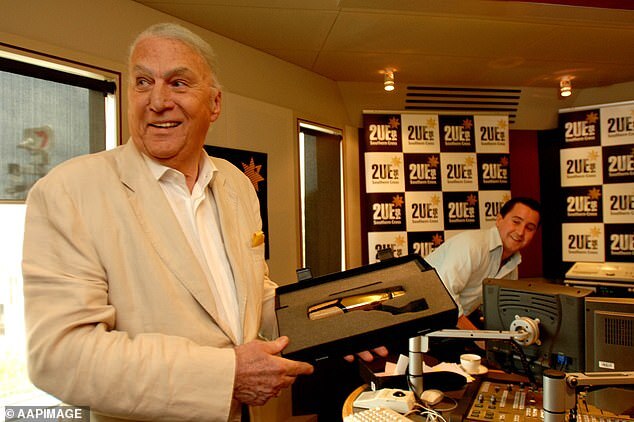 Radio Icon John Laws Bids Emotional Farewell After 71 Years in Broadcasting Career