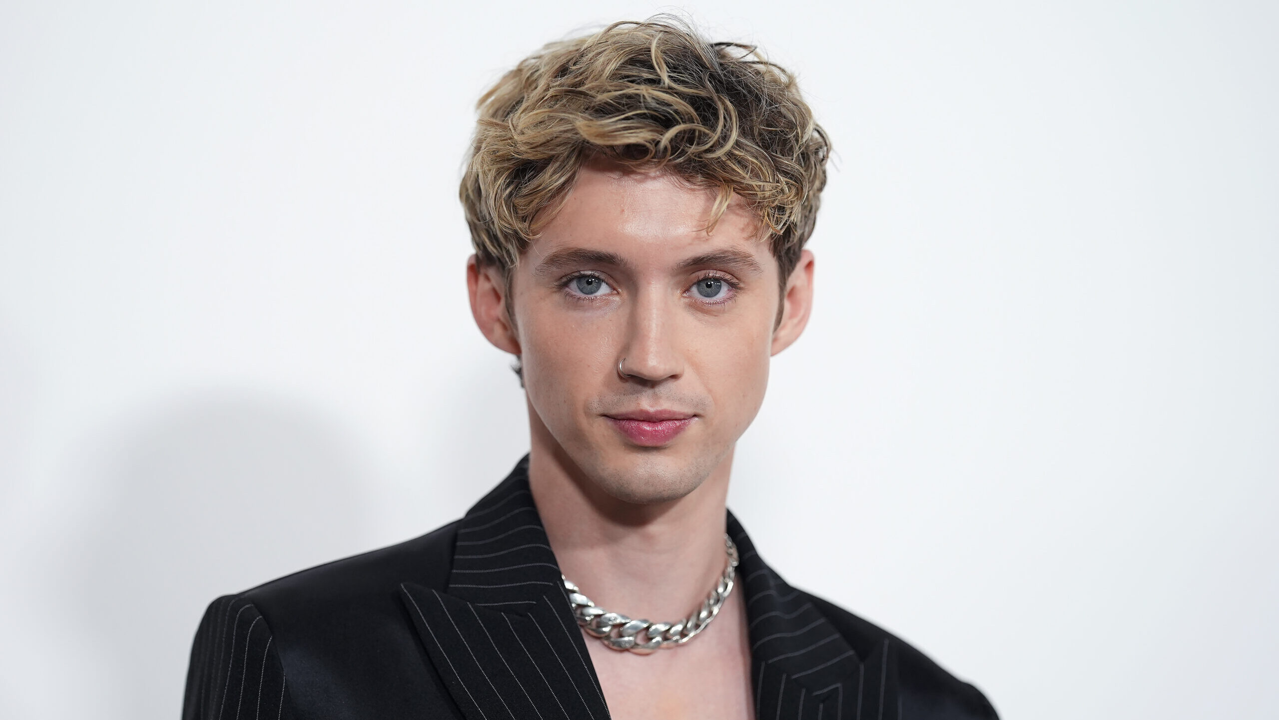 Troye Sivan's Relationship Journey: From Jacob Bixenman to Rumors and Future Aspirations